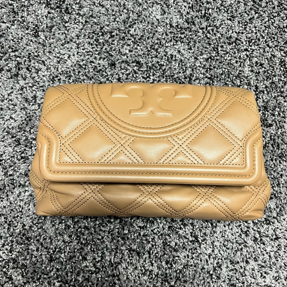 COPY - Tory Burch Clutch